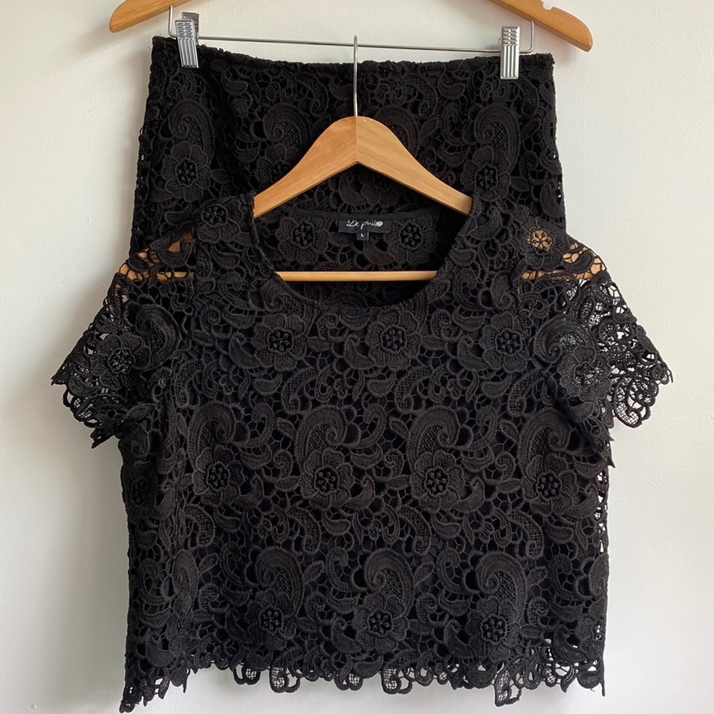De Philo Size knitted blouse and skirt size Large